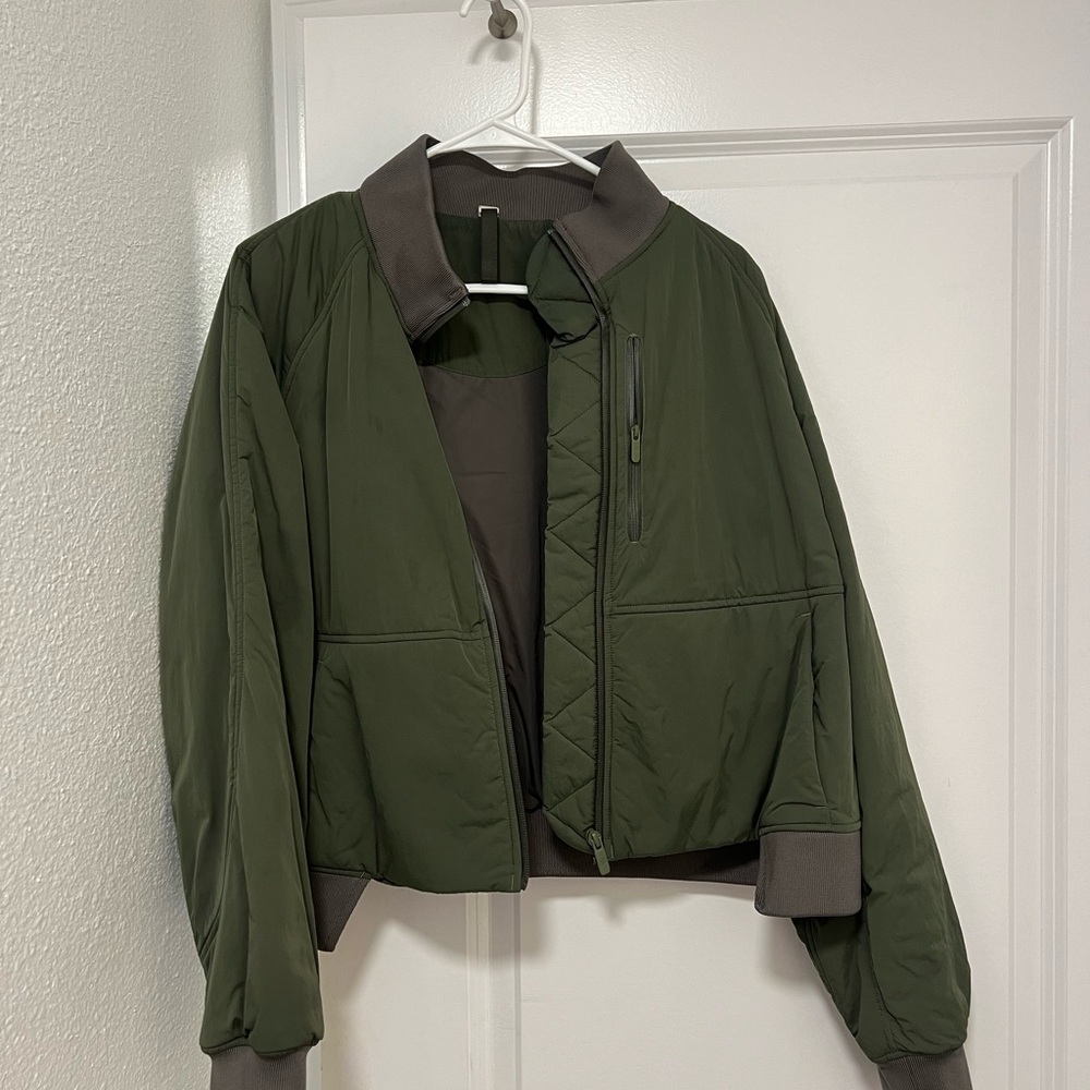 Lululemon Athletica Green Bomber Jacket Lightweight Casual